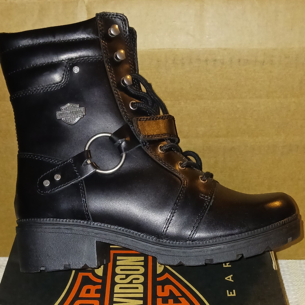 Womens size 9 Harley boots